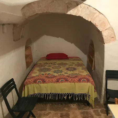 Trulli Della Masseria Selva チェーリエ・メッサーピカ