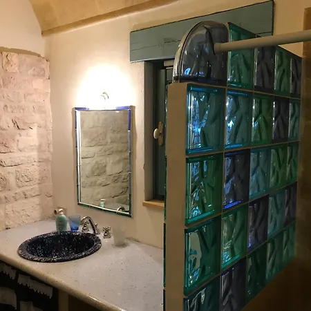 Trulli Della Masseria Selva * チェーリエ・メッサーピカ