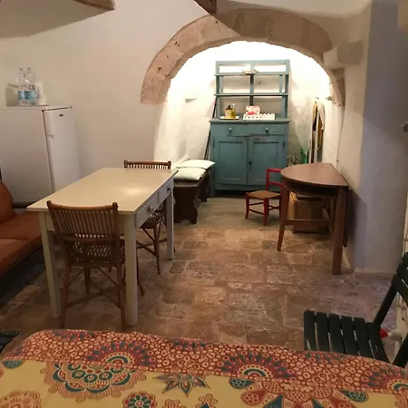 Trulli Della Masseria Selva 別荘 チェーリエ・メッサーピカ